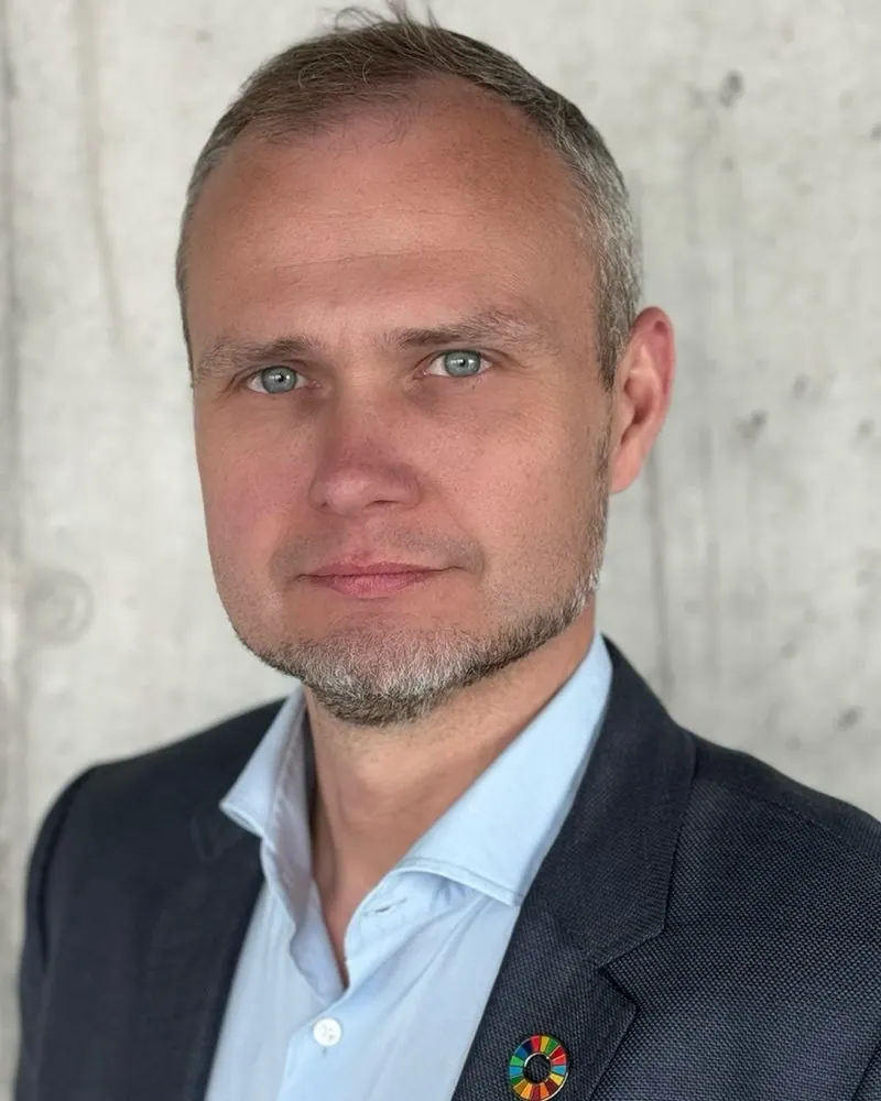 Portrait of Jarek Grobelny, Vice-President & COO of Intereco Energy